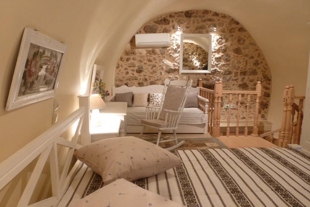 To Petradi Apartment Avgonima Стая снимка