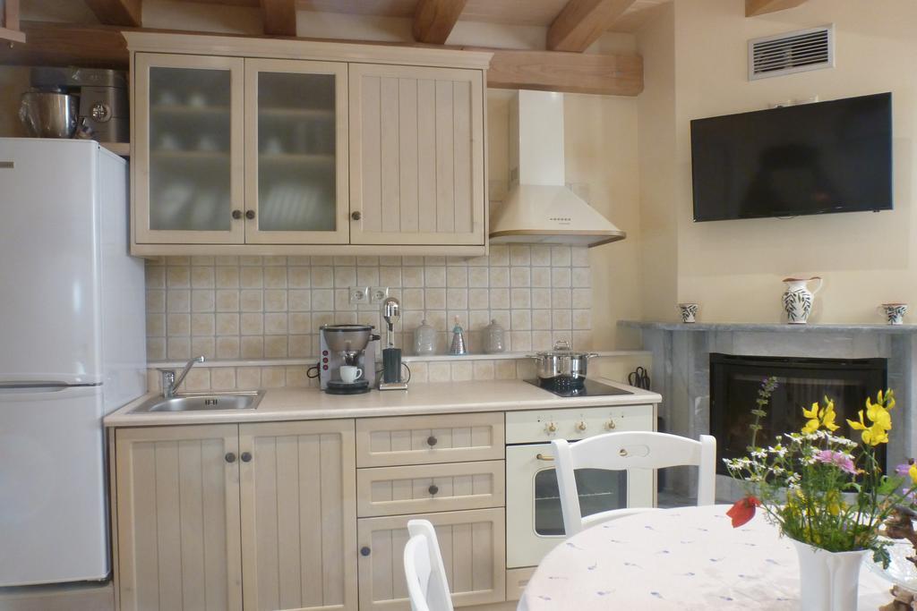 To Petradi Apartment Avgonima Стая снимка